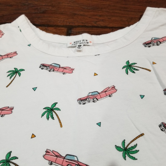 CLOSET CLEAR OUT ITEM - Picture 3 of 5